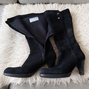 La Canadienne black suede winter boots, size 8.5 M